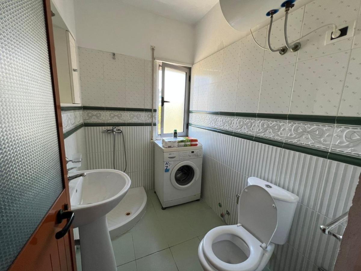 Leo Apartament Durrës 外观 照片